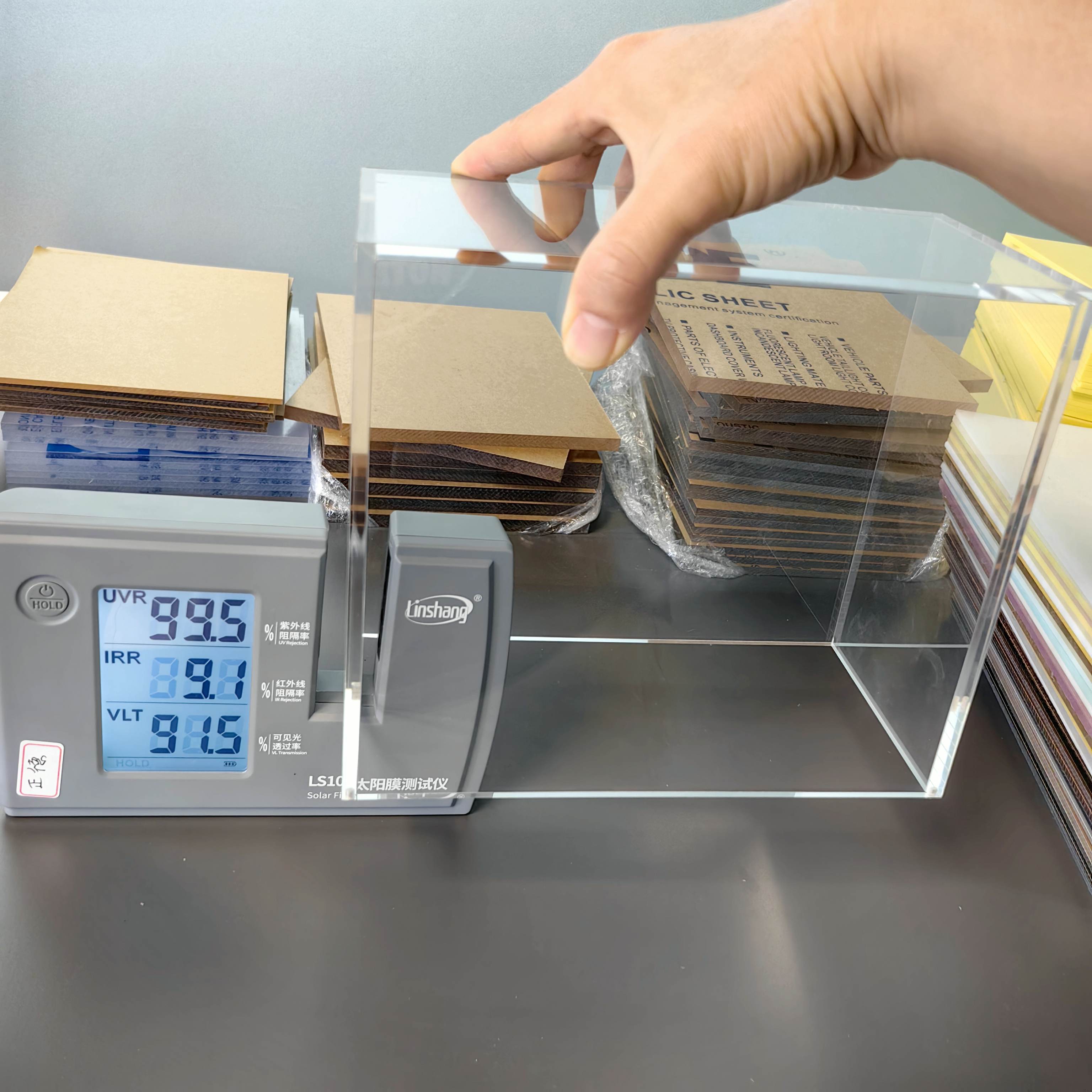 99 % UV-Schutz, magnetisches,  – Display Case Acrylic Bewertung und Preis