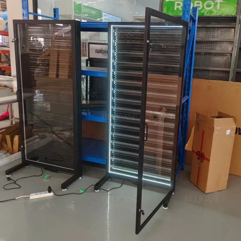 Abschließbarer Wandschrank für – Graded Card Display Bewertung und Preis
